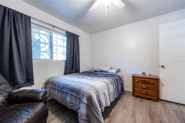 Building Photo - 749 NW 34th St