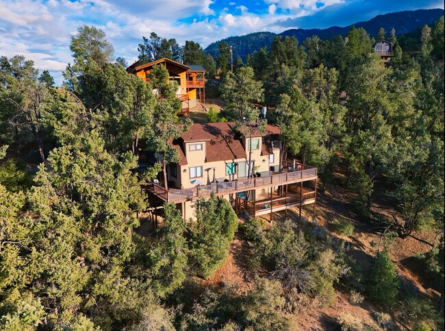 Building Photo - 16717 Quail Pl