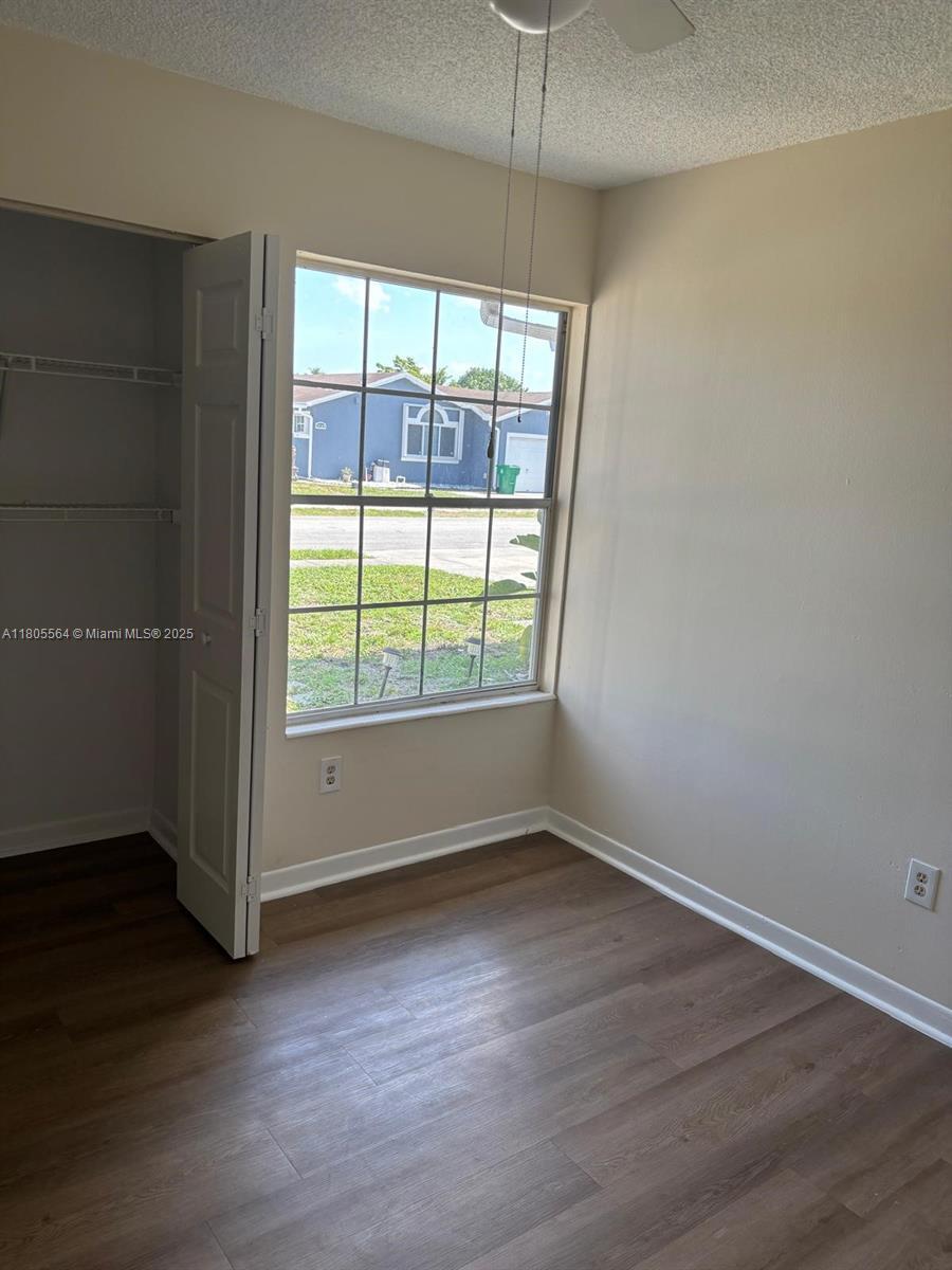 Building Photo - 9761 W Heather Ln