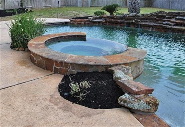 Building Photo - 19439 Suffolk Hollow Ln