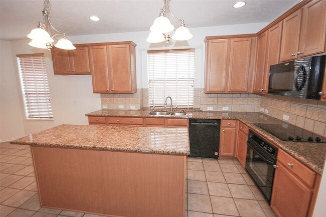 Building Photo - 310 Watercrest Harbor Ln