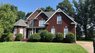Building Photo - Magnificent Custom Home in Drakes Cove
