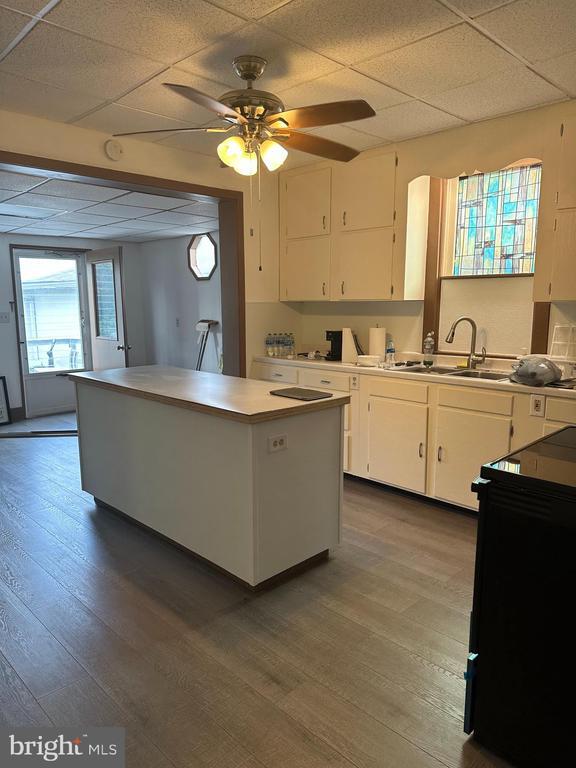 Building Photo - 239 N Stratton St