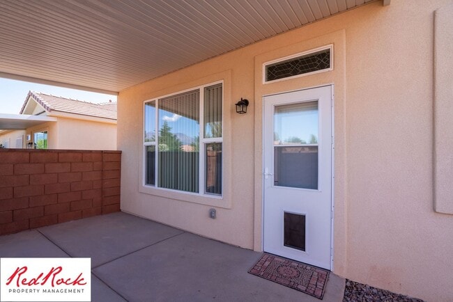 Building Photo - 2 Bedroom Townhome in Sky Ridge, Hurricane