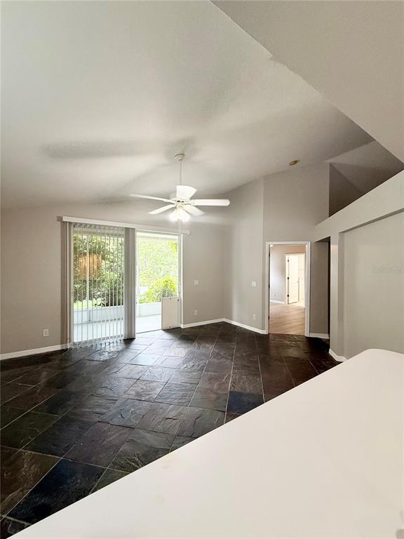 Building Photo - 31138 Harthorn Ct