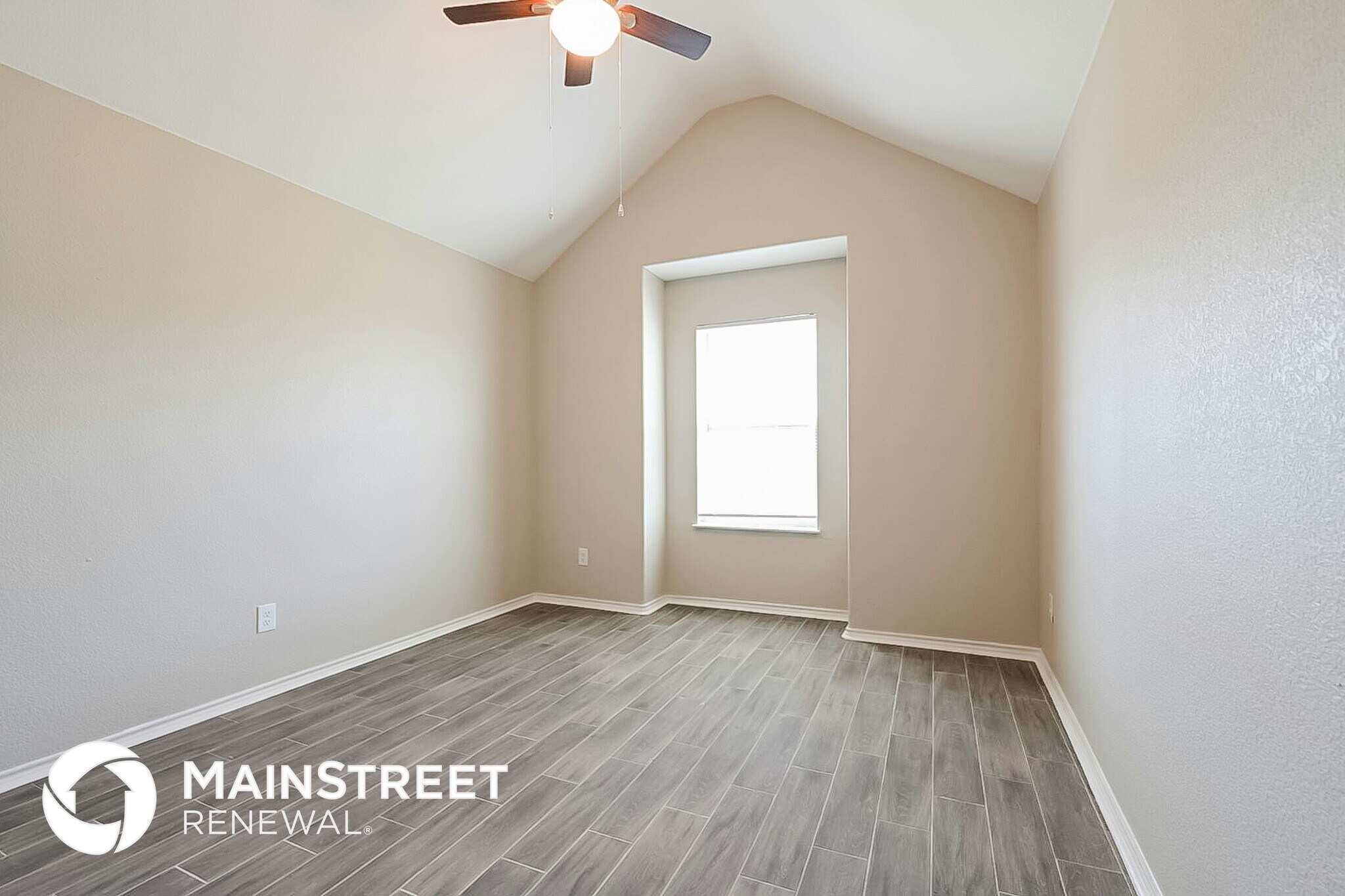 Building Photo - 629 Green Mound Dr