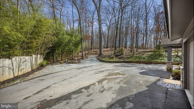 Building Photo - 11450 Game Preserve Rd