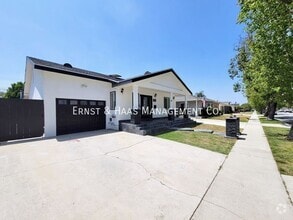 Building Photo - 5325 Autry Ave
