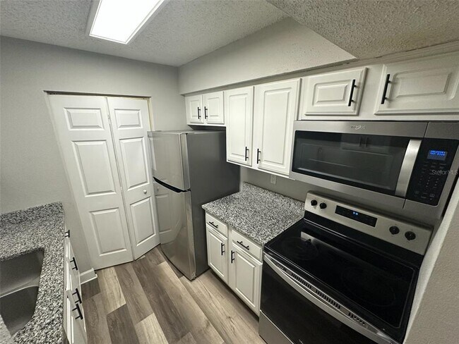 Building Photo - 3772 Idlebrook Cir