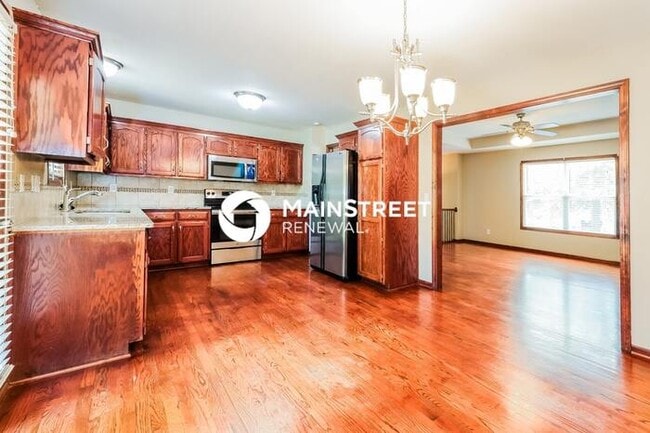 Primary Photo - 4 Bedroom Pet-Friendly Home in Belton, MO ...