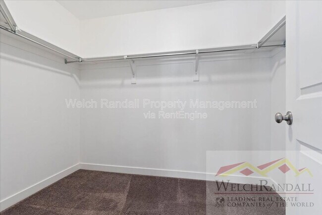 Building Photo - 15271 S Reins Wy