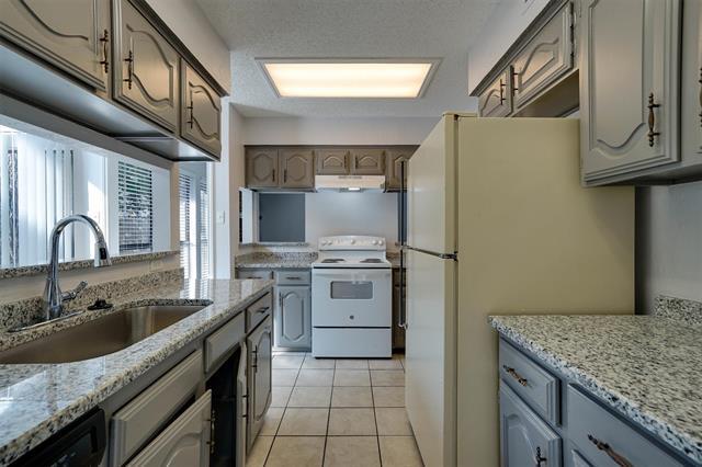 Building Photo - 760 Via Miramonte