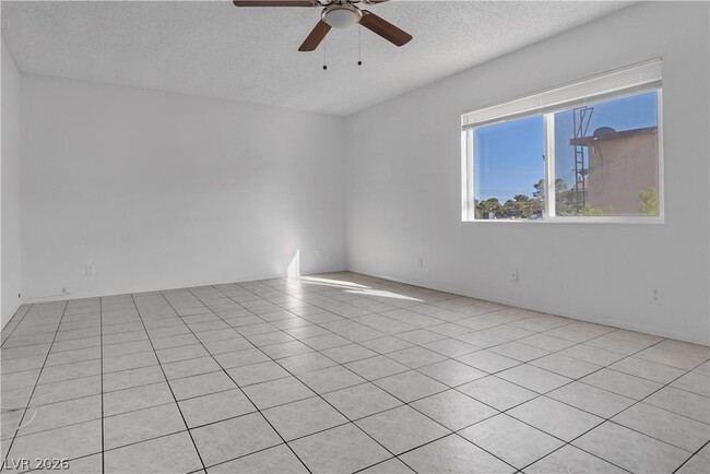 Building Photo - 2221 N Jones Blvd