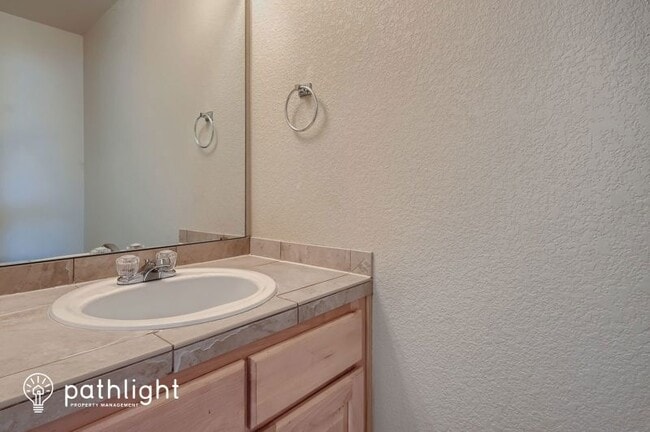 Building Photo - 1218 103rd Ave