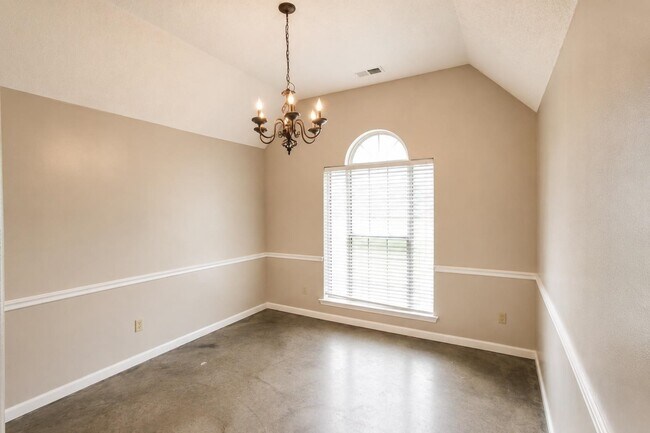 Building Photo - 20 Country Brook Dr