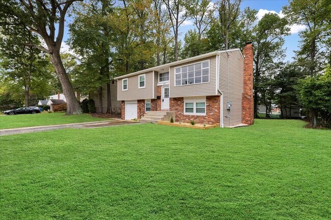 Building Photo - 57 Greenvale Rd