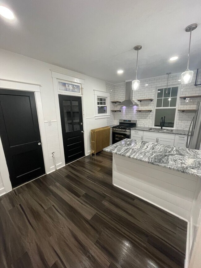 Building Photo - 442 North Charlotte Street Lancaster, PA 1...