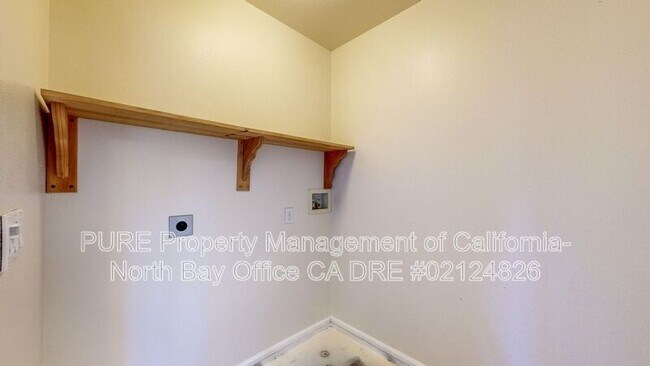 Building Photo - 2003 Jackrabbit Ct