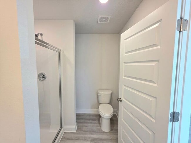 Building Photo - 8742 Meadow Flower Ln