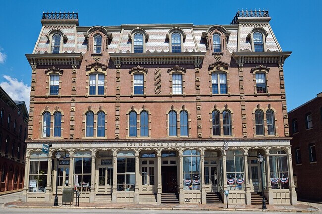 Building Photo - 83 Middle St