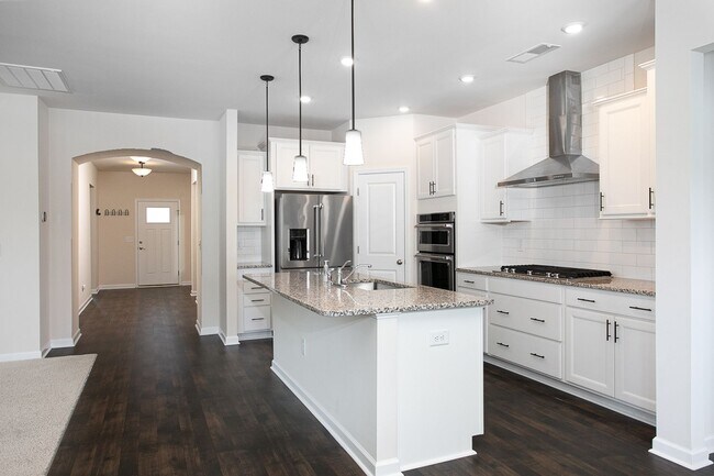 Building Photo - Beautiful 4-bedroom, 2-bath Home with Lake View!