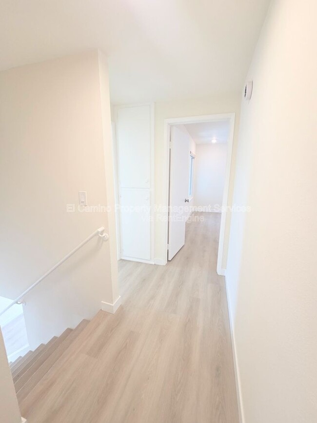 Building Photo - 10421 Carlyle Ct