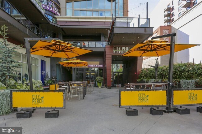 Building Photo - 10655 Montrose Ave