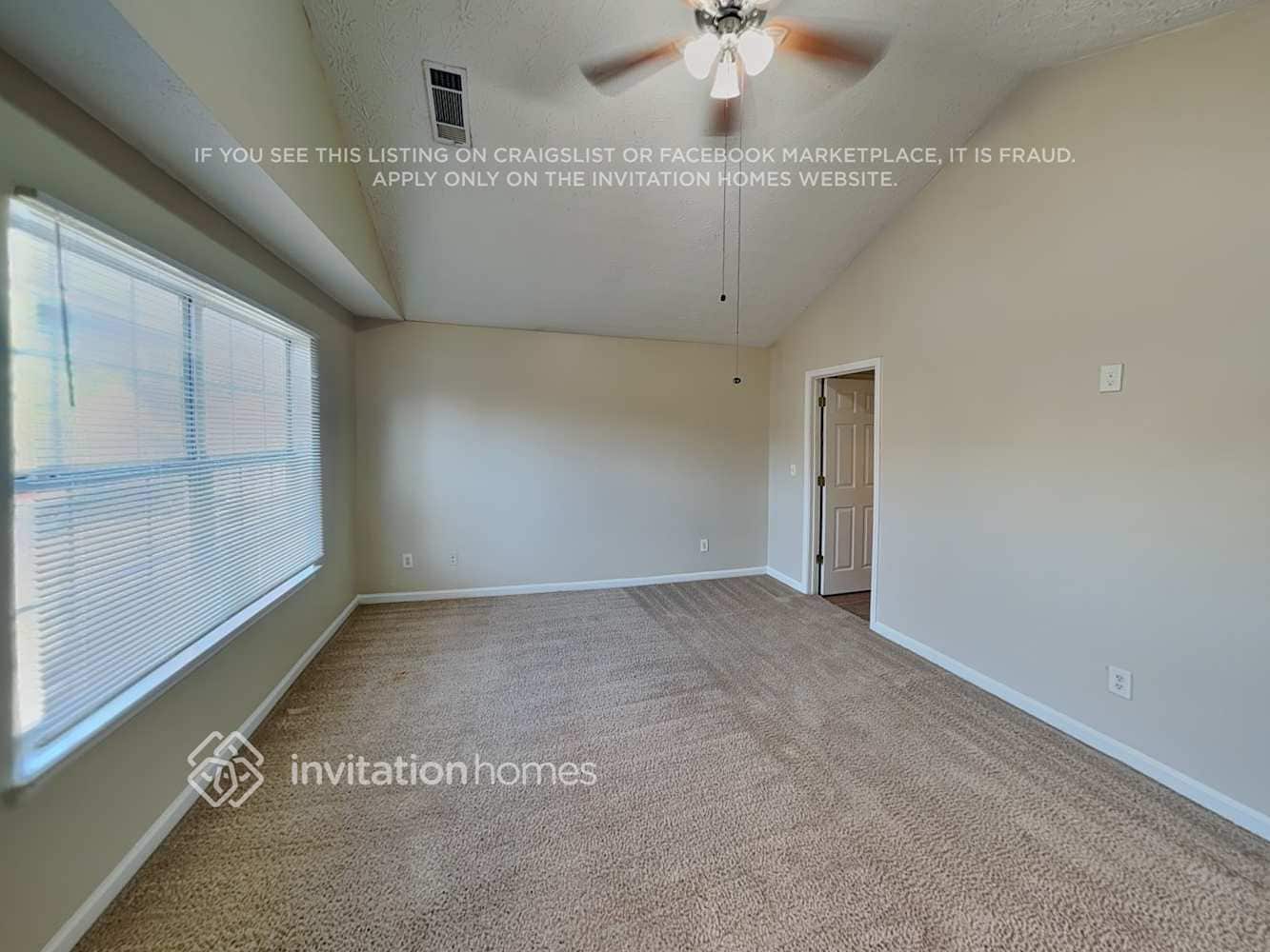 Building Photo - 324 Springbottom Ct SE