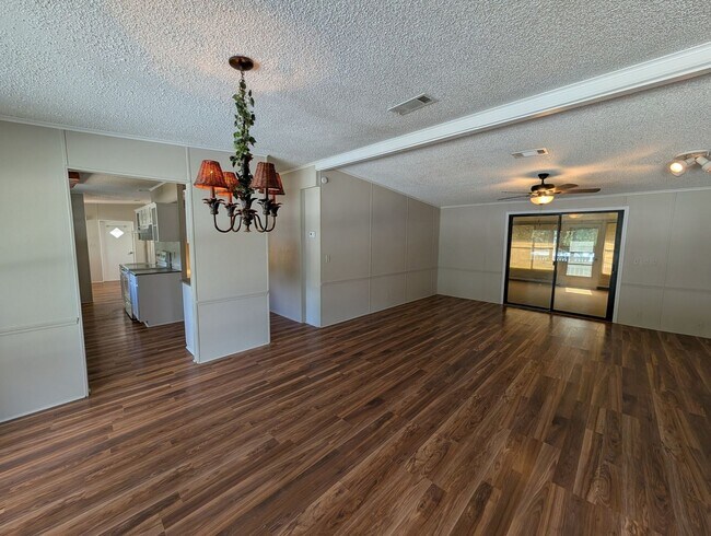 Building Photo - 17732 SE 86th St