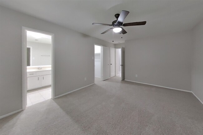Building Photo - 3619 Maple Glen Dr