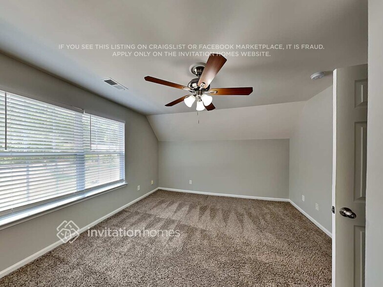 Building Photo - 201 Summerwood Pl