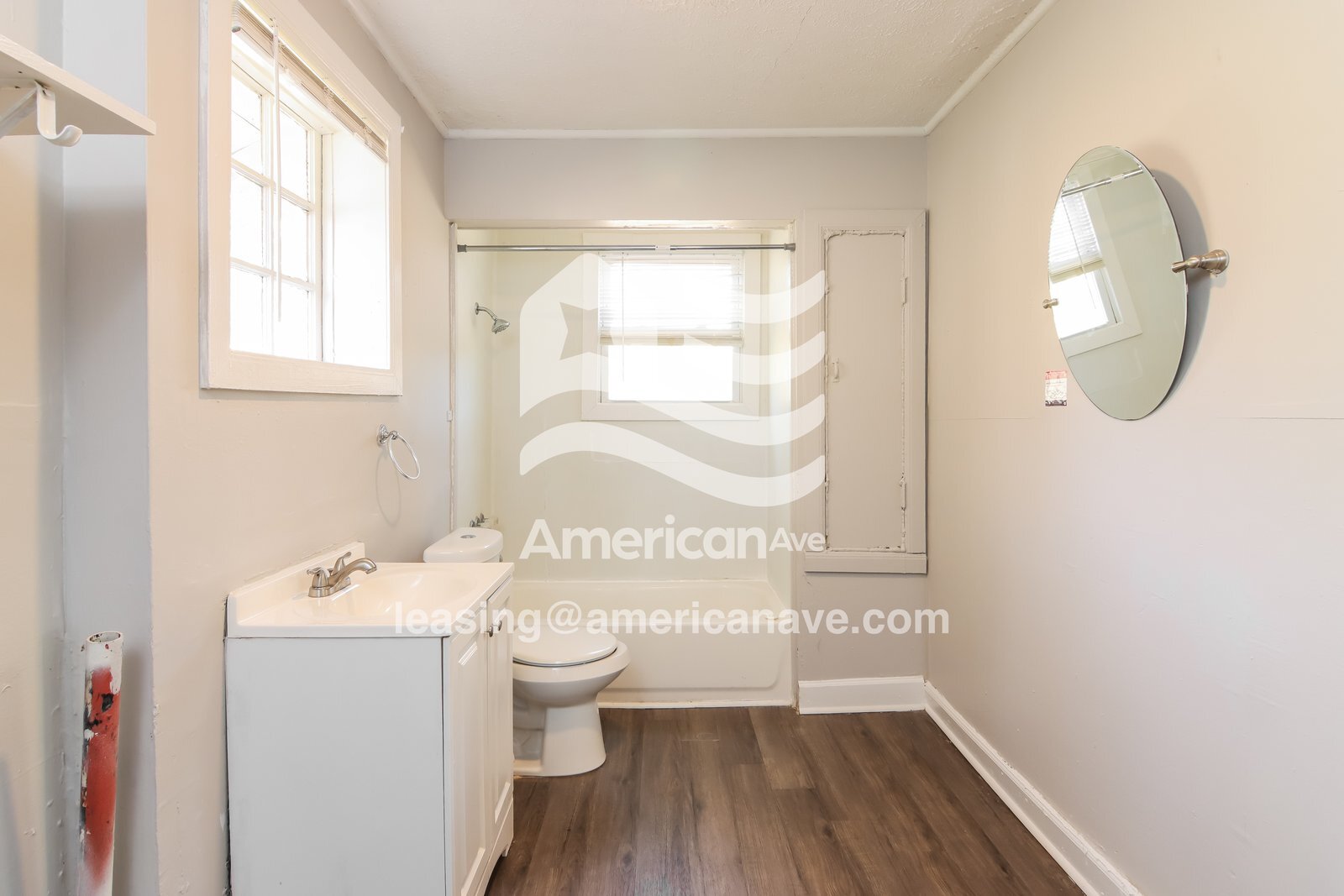 Building Photo - 605 S Lee St