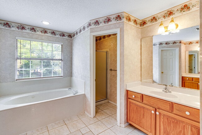 Building Photo - 211 Natures Trail Ct NW