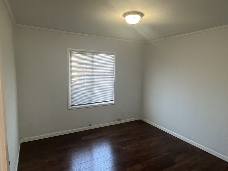 Bedroom #1 - 10051 Bernhardt Dr