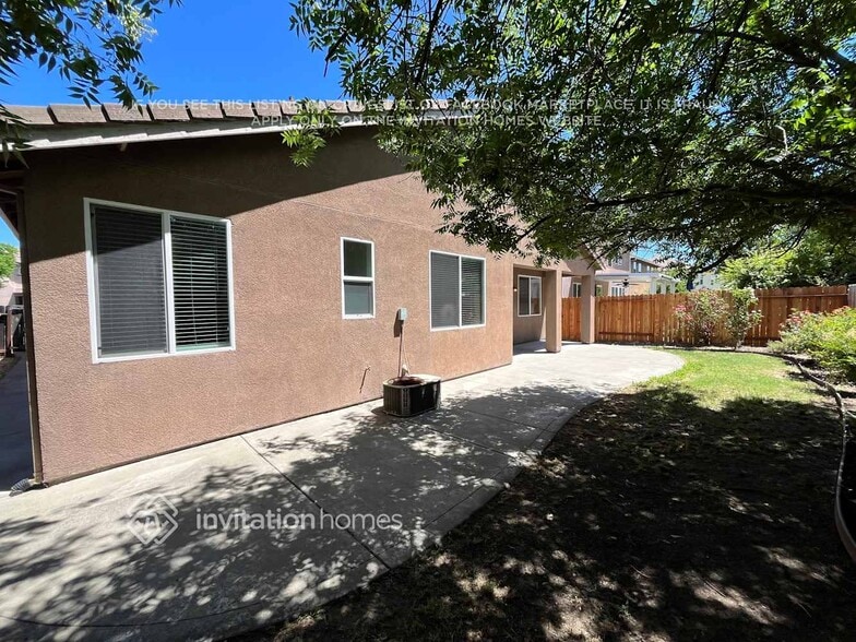 Building Photo - 4616 Welera Way