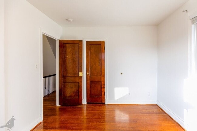 Building Photo - 3937 Ames St NE