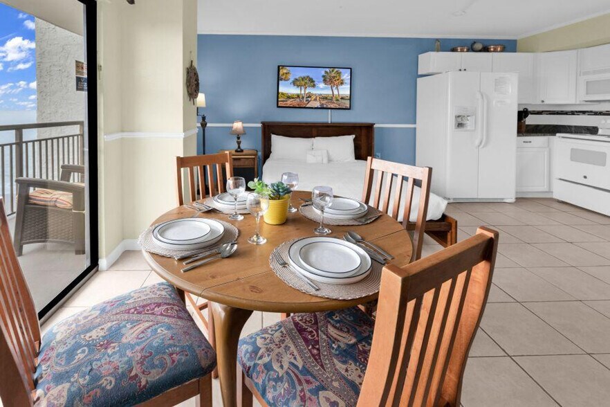 Building Photo - 2001 S Ocean Blvd