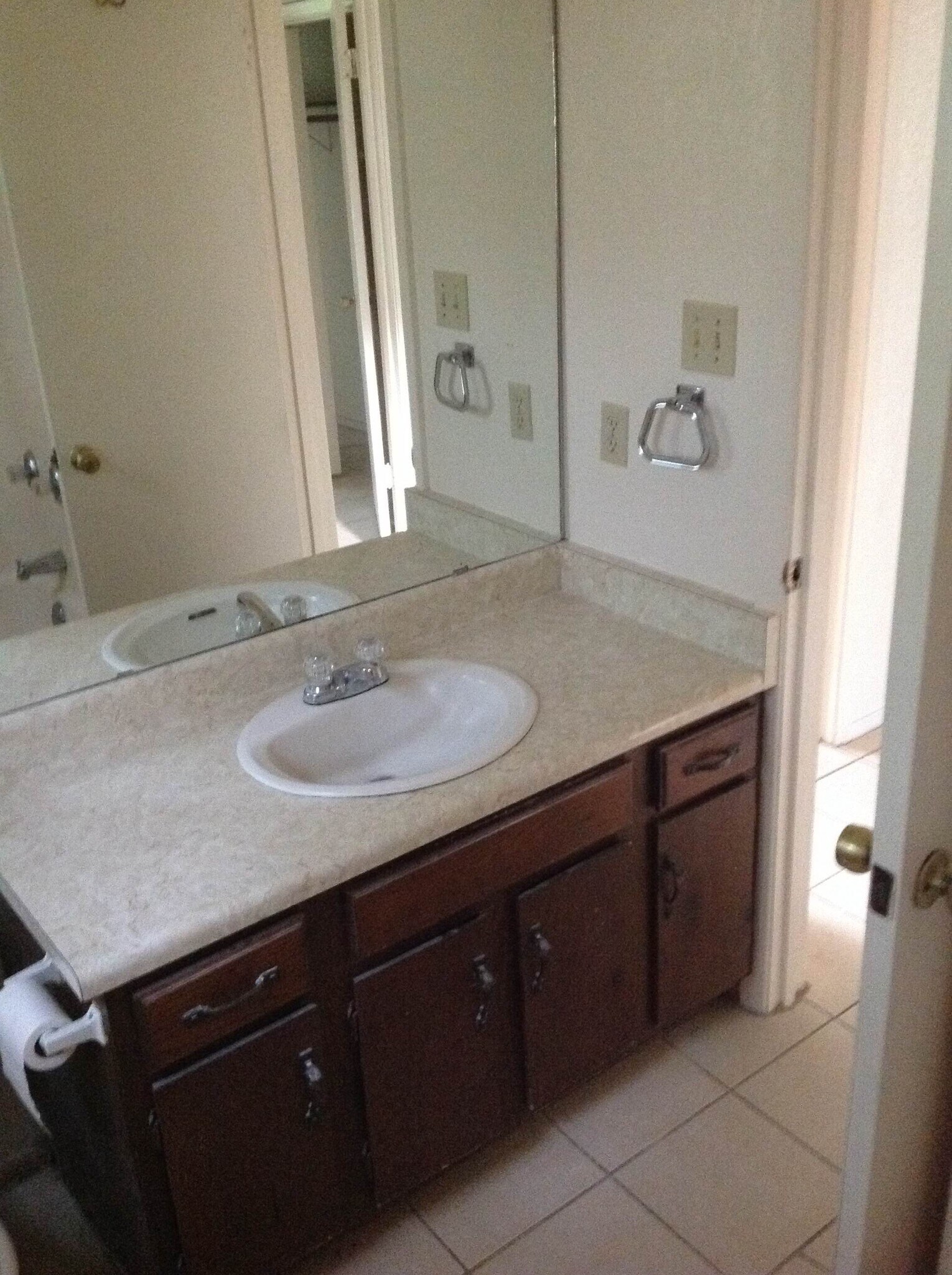 Bathroom - 1907 Castle Gate Cir