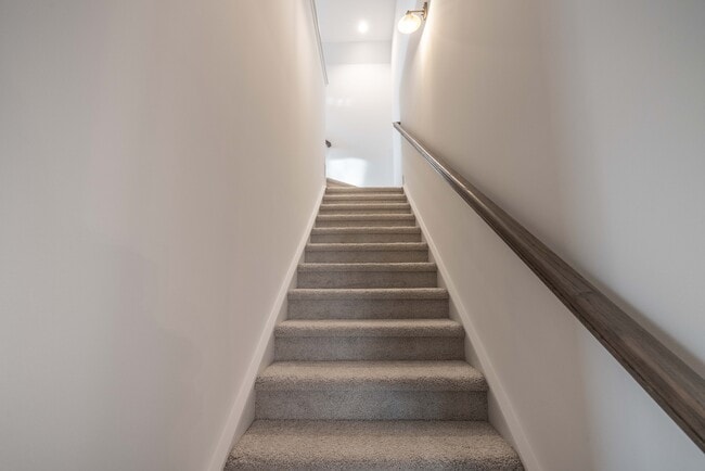 Building Photo - 173 Tillery Ln
