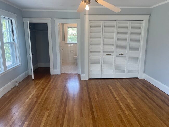 Building Photo - 26 Lawrence Rd