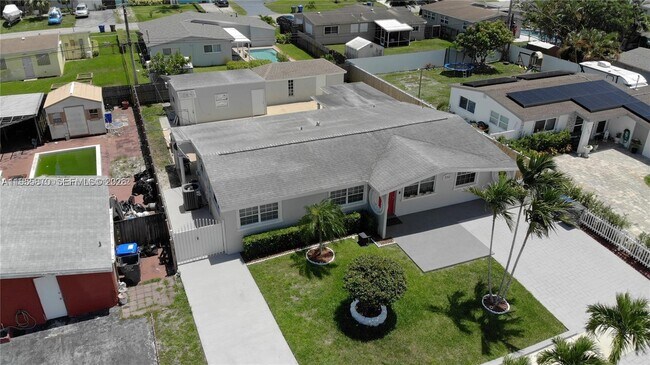 Building Photo - 7150 Coolidge St