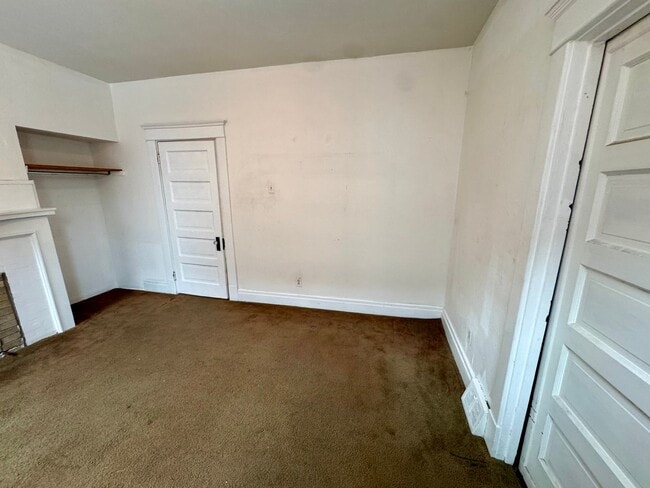 Building Photo - 5514 Broad St