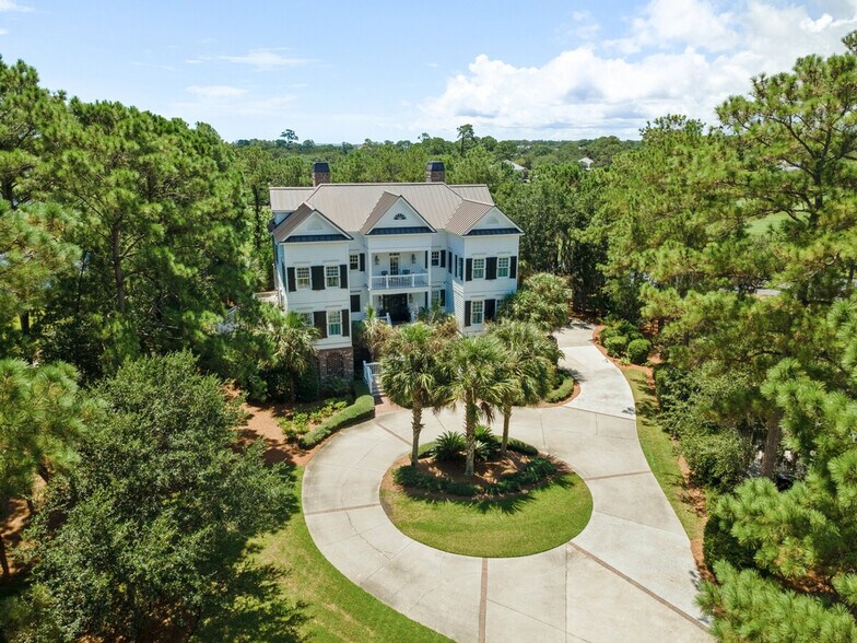Building Photo - 743 Collins Meadow Dr