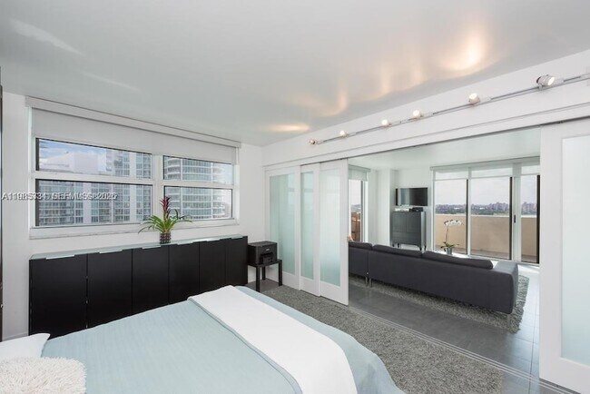 Building Photo - 90 Alton Rd