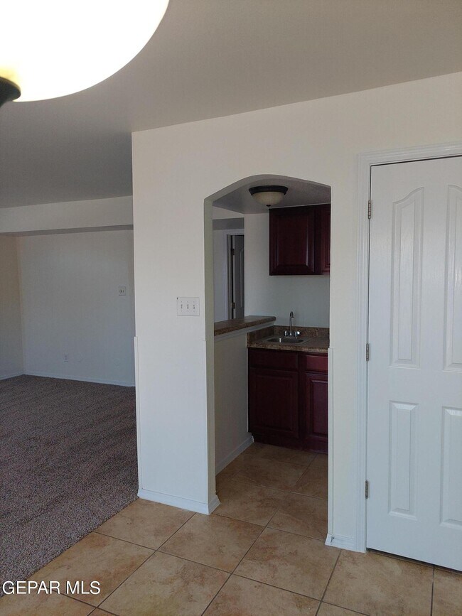 Building Photo - 11236 Horse Ranch St