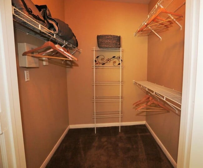 Building Photo - 1330 Old Spanish Trl