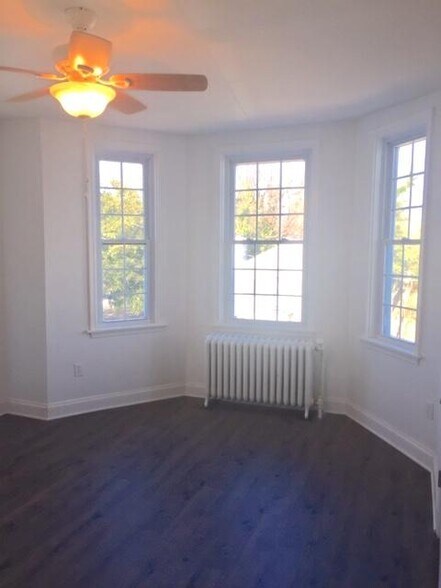 Building Photo - 5508 Hampnett Ave