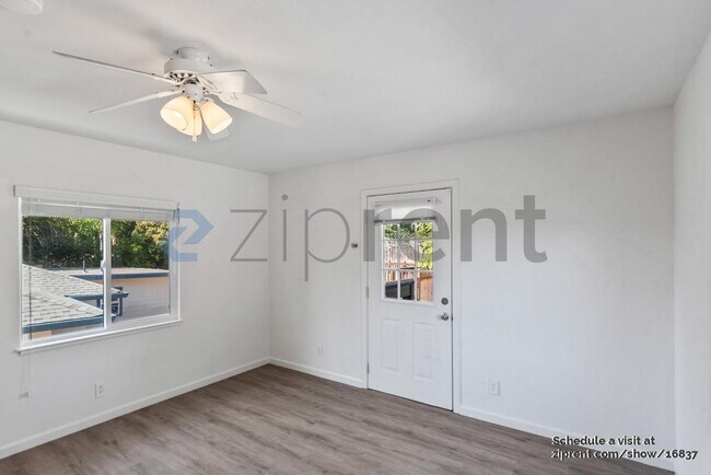 Building Photo - 1967 Solano Way