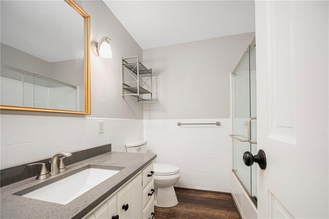 Building Photo - 45 Olney St