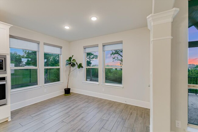 Building Photo - 305 Coniglio Cv